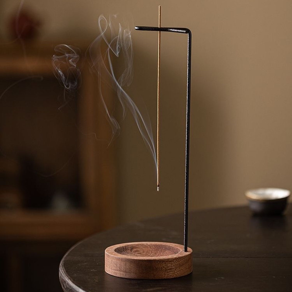 Home Decor Humacao - Kreativer umgedrehter Räucherstäbchenhalter aus Holz, runde